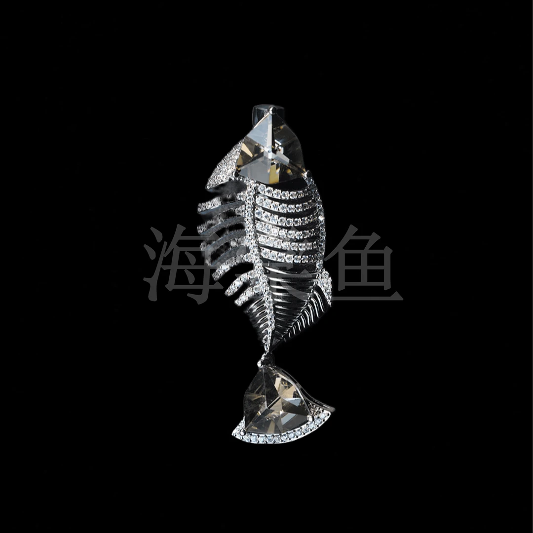 铜合金仿水晶胸针 时尚个性西装百搭黑色金鱼胸针6407