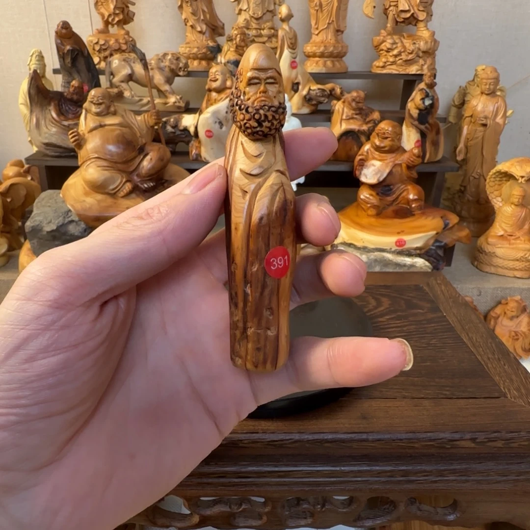 崖柏小木匠艺雕一物一拍