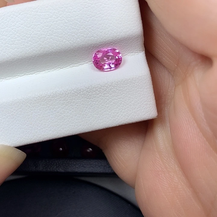 尖晶石裸石1.09ct马亨盖