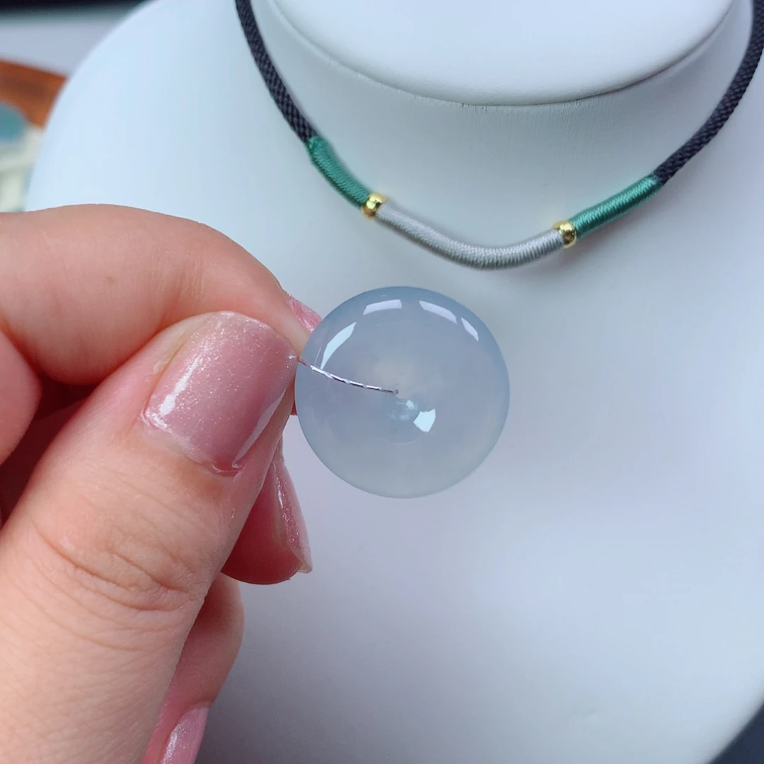 翡翠未镶嵌颈饰06