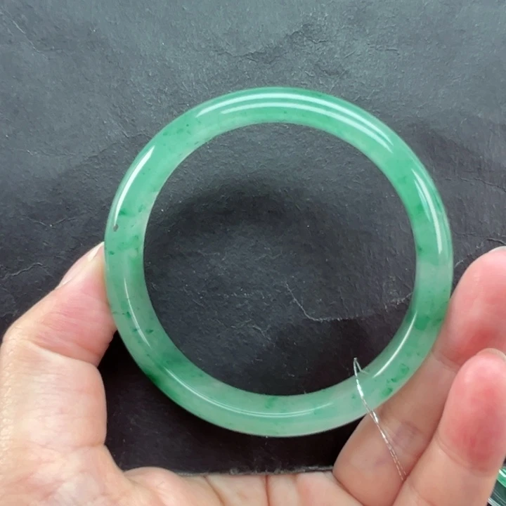 石英质玉手镯未镶嵌10-54/55