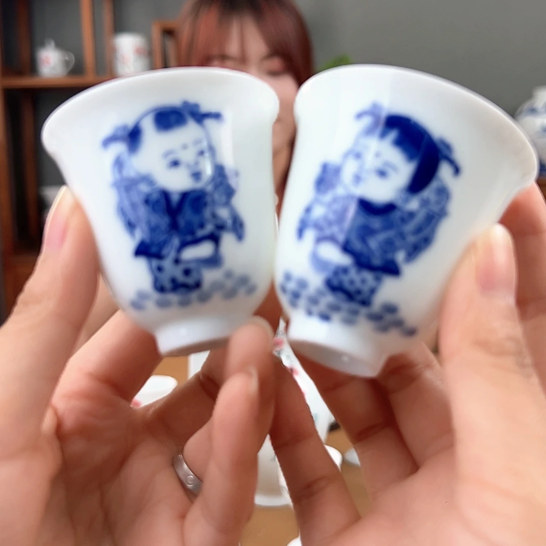 青花童趣铃铛杯，一对