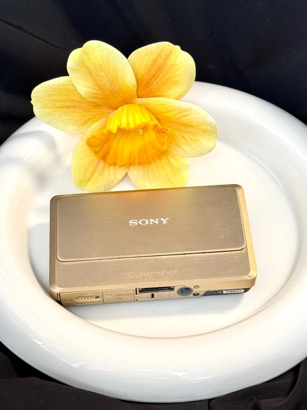 9新 Sony/索尼 tx9 色彩丰富可diy涂鸦 触屏款ccd No退No换