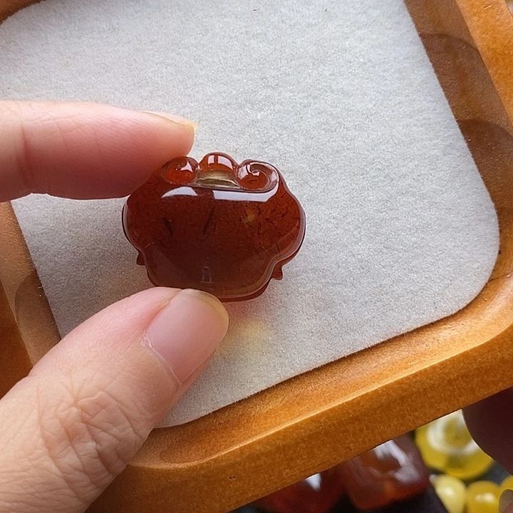 琥珀未镶嵌裸石平安锁