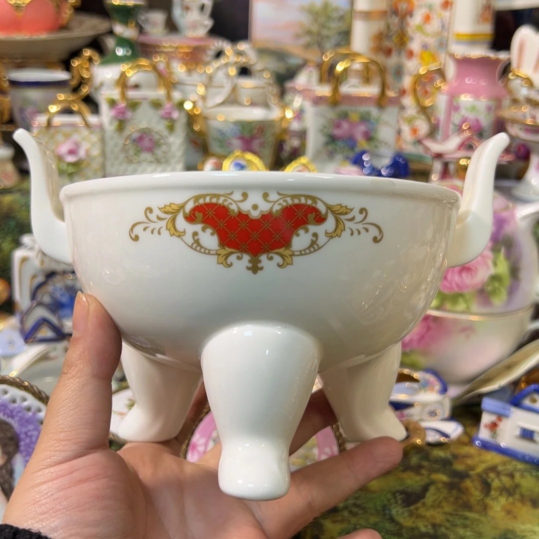 摆件鹿与海陶瓷家居用品有限公司