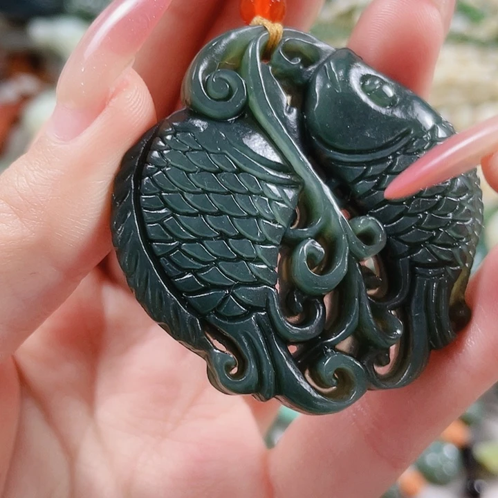 颈饰未镶嵌和田玉