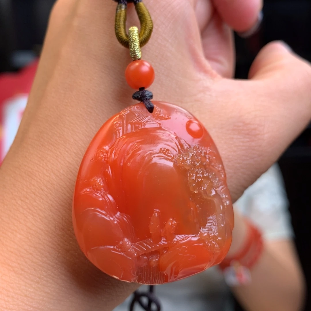 南红玛瑙未镶嵌南红玛瑙山子件