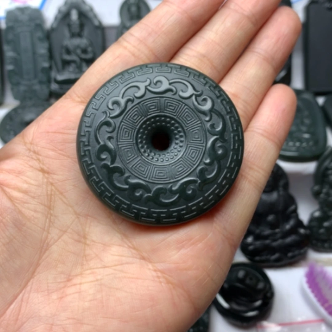 【闪购商品】颈饰未镶嵌和田玉双面雕刻