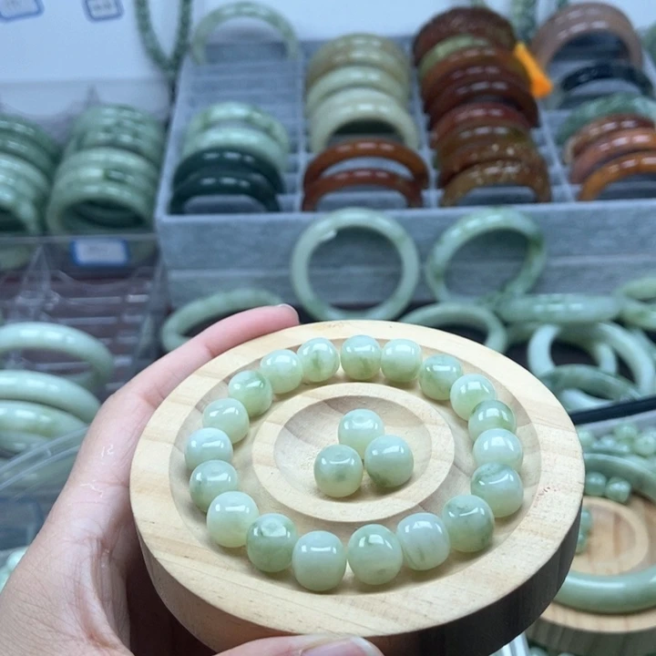 蛇纹石玉手链未镶嵌小**曦