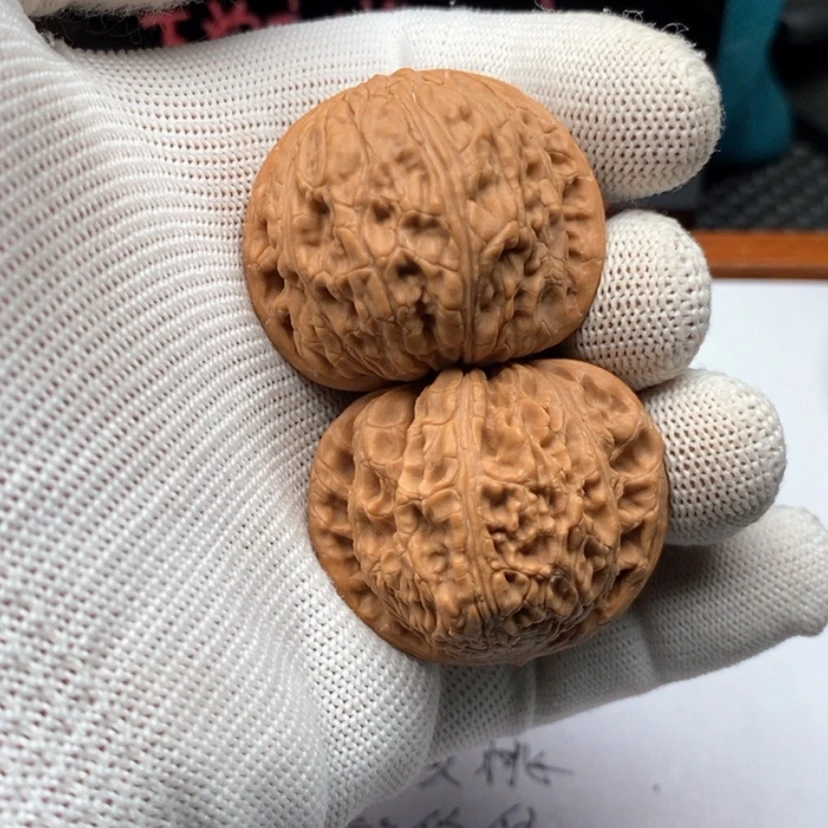 【闪购商品】文玩核桃把件43泥鳅背