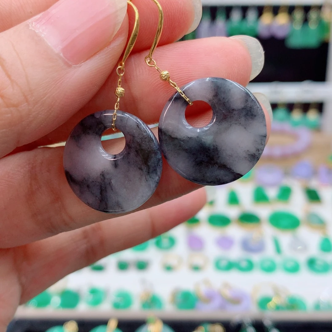 翡翠18K金镶嵌耳饰的