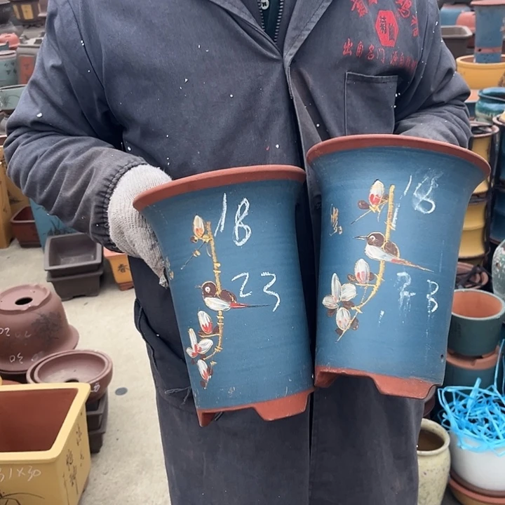 紫砂紫砂花盆和一