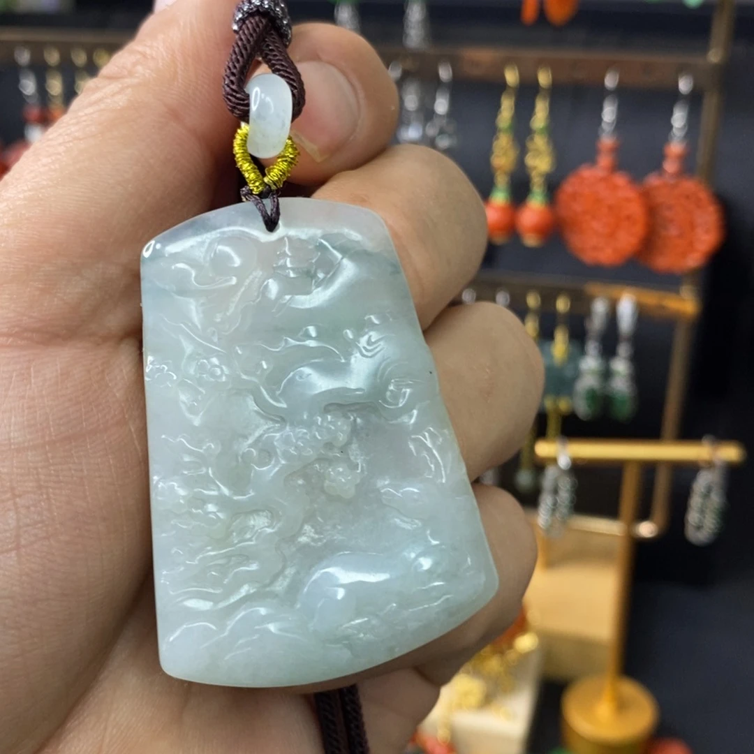 颈饰未镶嵌翡翠吊坠