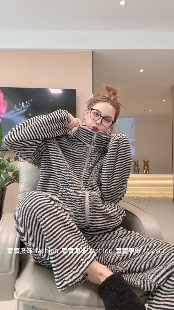 【萱萱服饰】SY92冬季新款保暖加绒时尚睡衣家居服双面绒加厚绒冬女