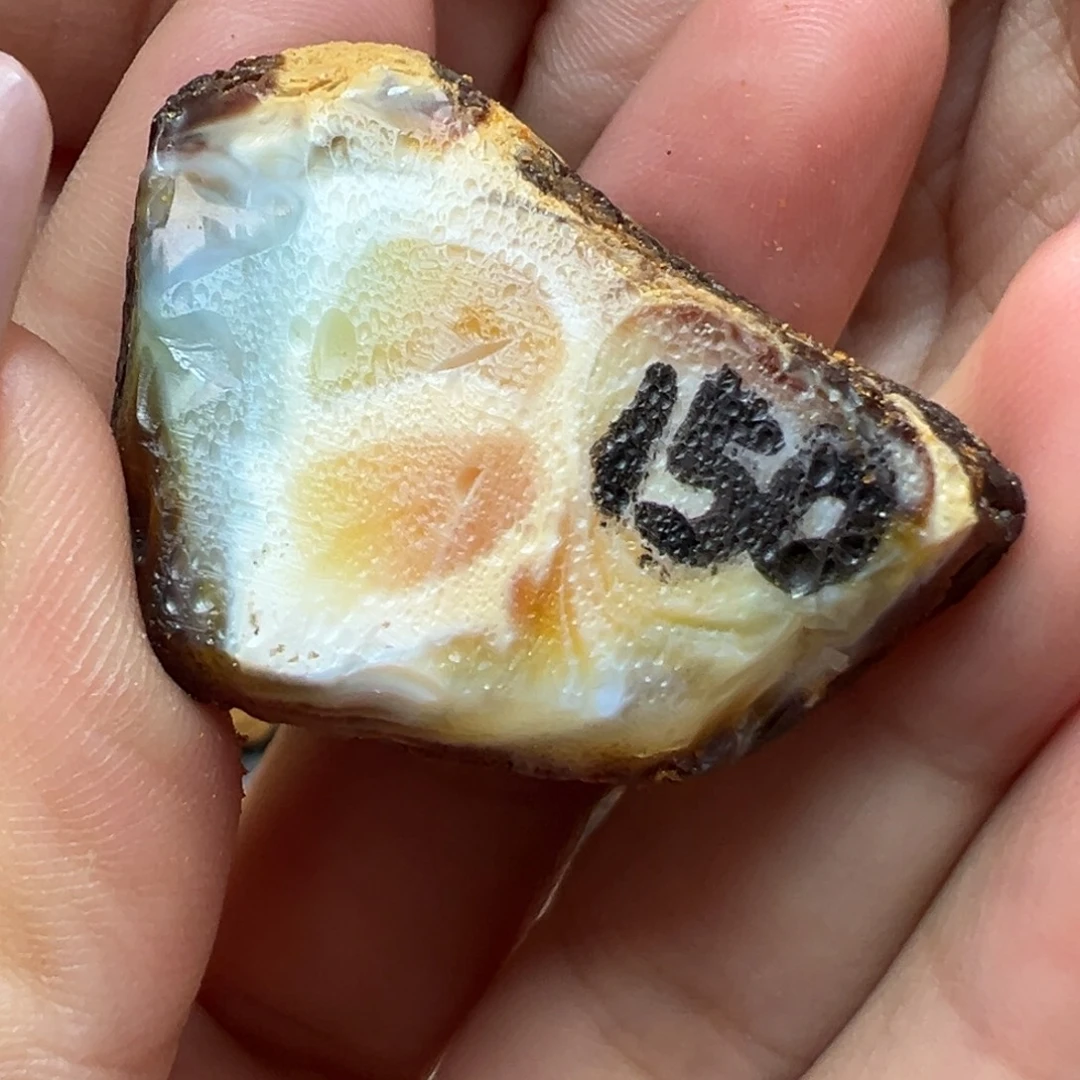 定制琥珀未镶嵌蜜蜡