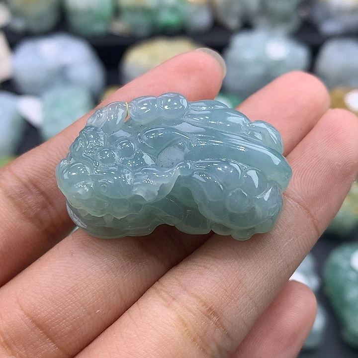 翡翠未镶嵌颈饰天然缅甸翡翠