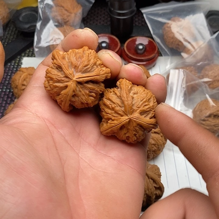 金***¹核桃手串/手链拼接三棱3