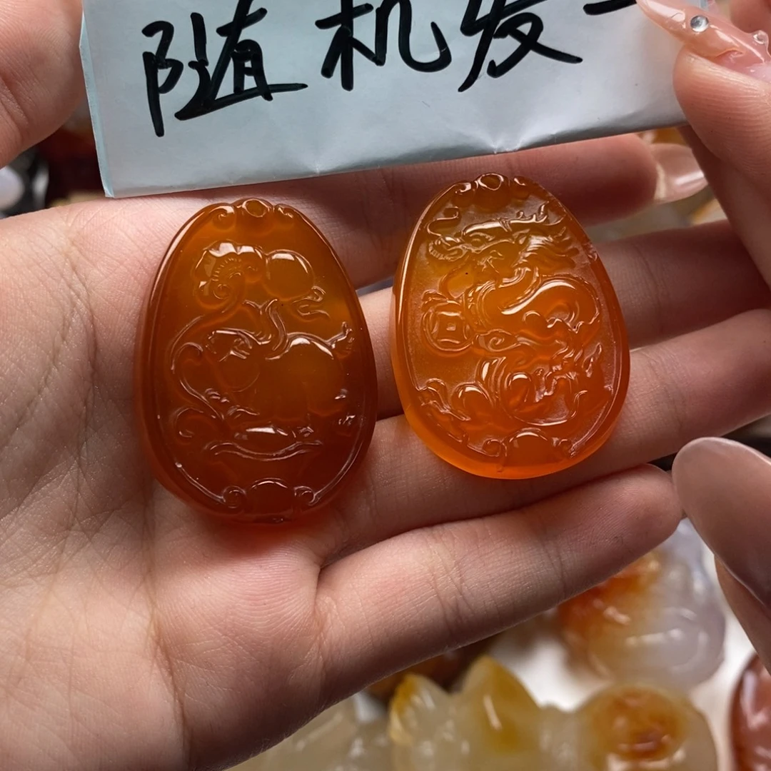玛瑙/玉髓未镶嵌颈饰