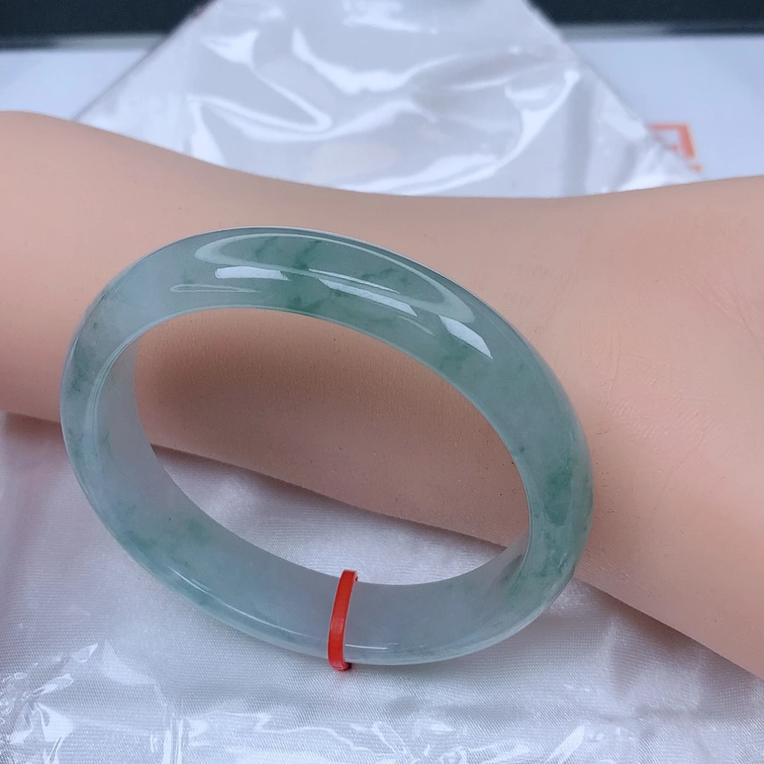 【闪购商品】未镶嵌手镯翡翠，53