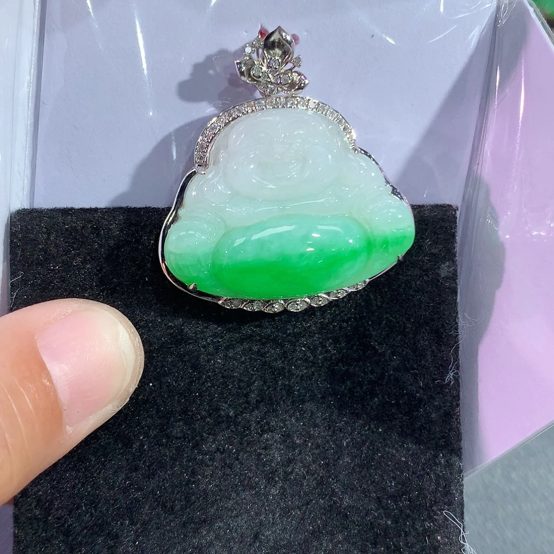 翡翠吊坠(赠链)18K金镶嵌