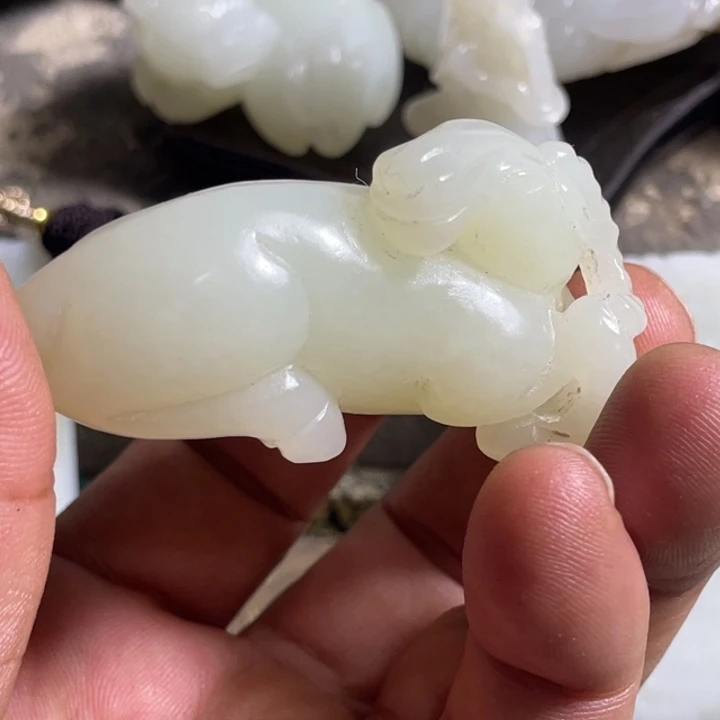 荷***9和田玉未镶嵌吊坠(不含链)