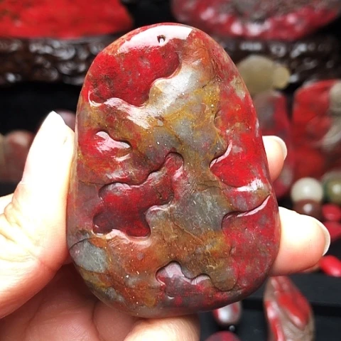 昌化鸡血石昌化鸡血石挂件