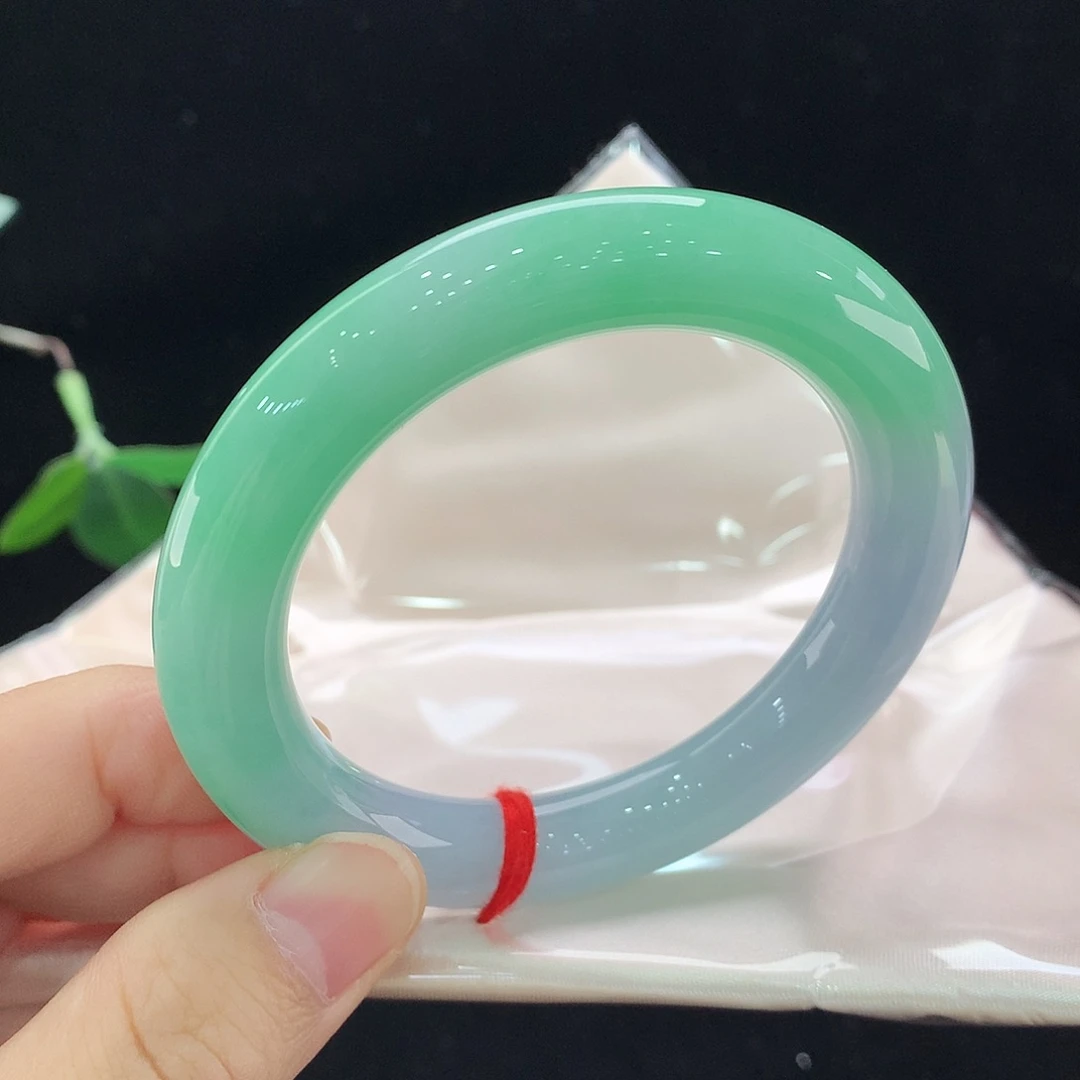 翡翠未镶嵌手镯1265