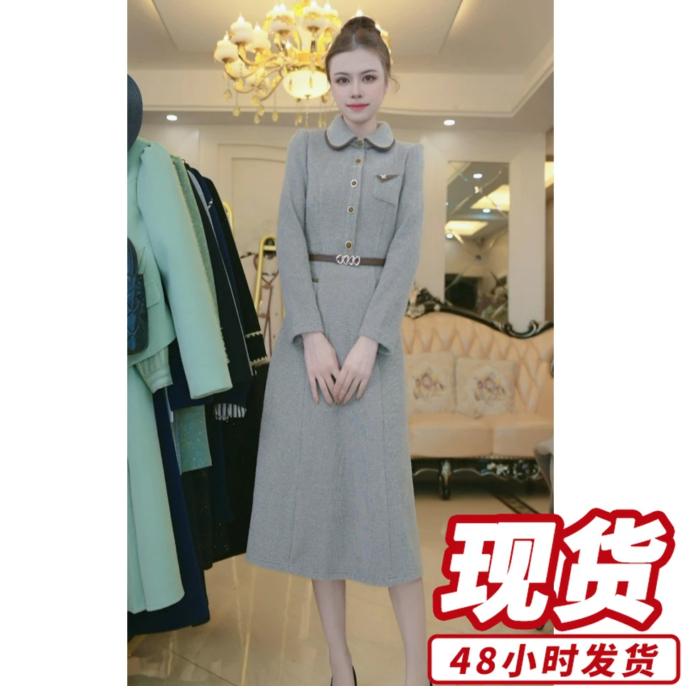 梦想服饰高级时尚简约减龄百搭连衣裙2024秋冬季新款收腰6352