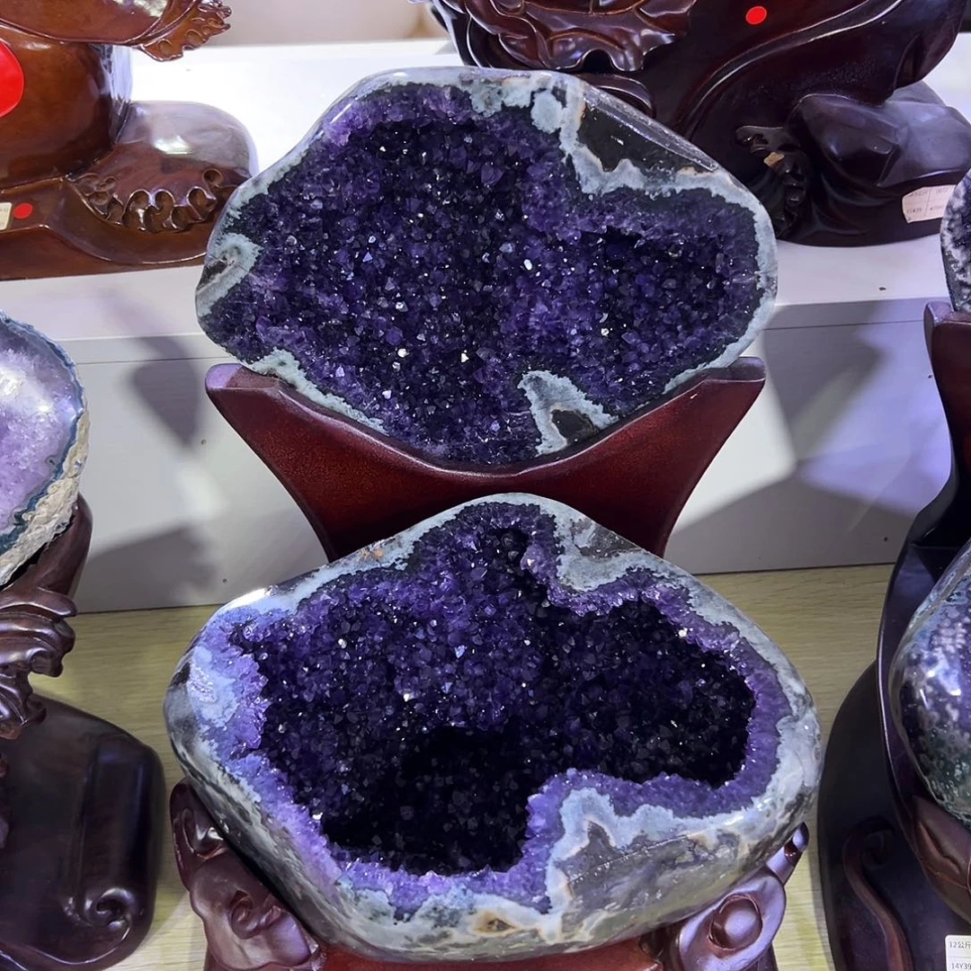 紫晶未镶嵌大型摆件（非配饰）