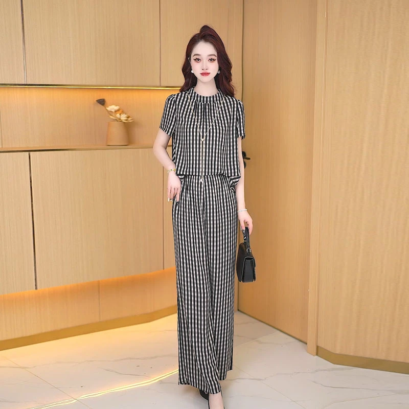 【现货两件套】夏季时尚修身宽松气质洋气休闲收腰显瘦减龄女装套