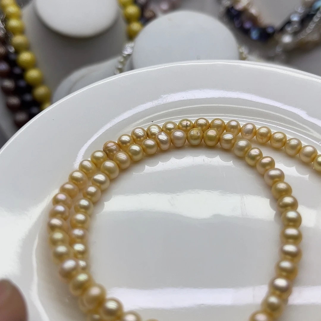 淡水珍珠钛钢颈饰