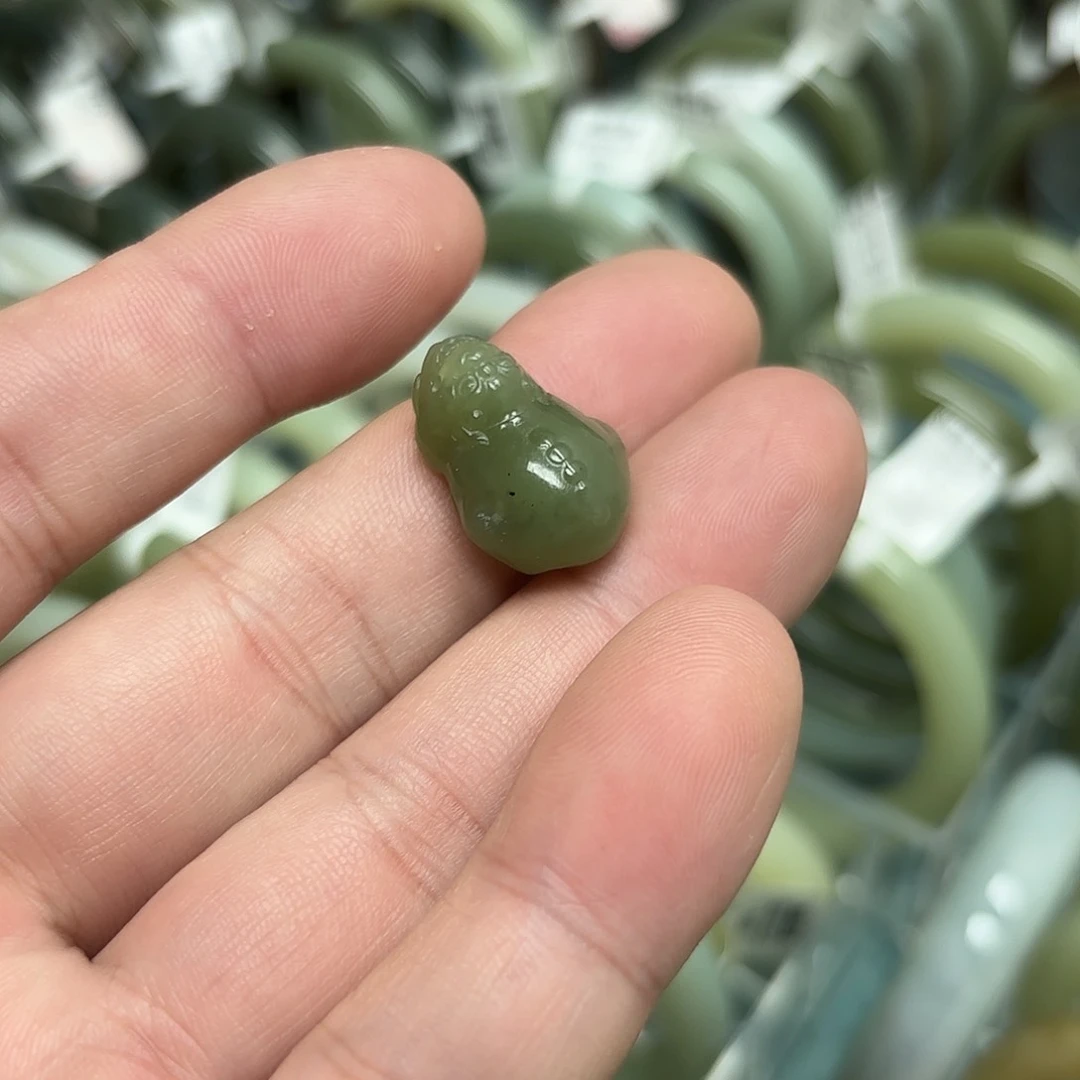 未镶嵌手镯和田玉（糖玉）