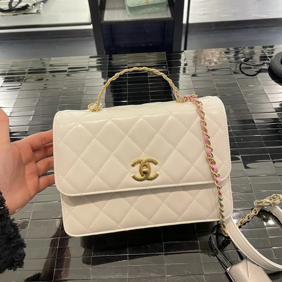 99新 Chanel/香奈儿 23p手柄中号牛皮成色以直播间为准