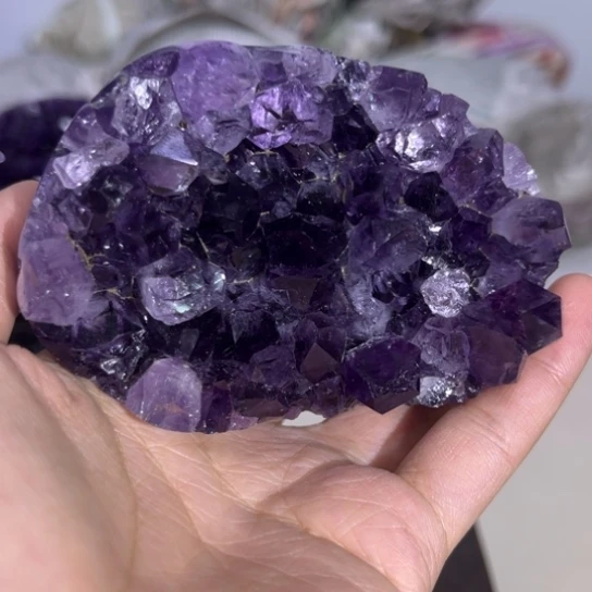 大型摆件（非配饰）未镶嵌水晶