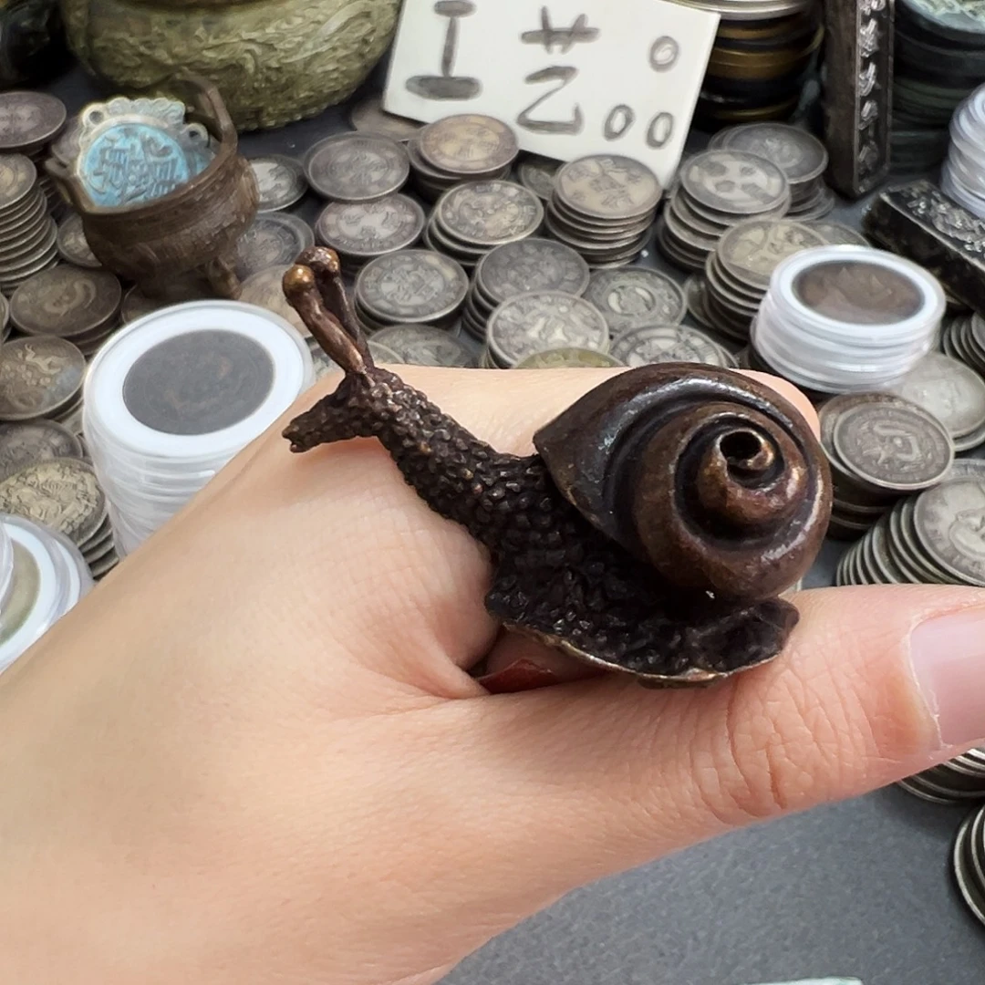 金属复古风格摆件