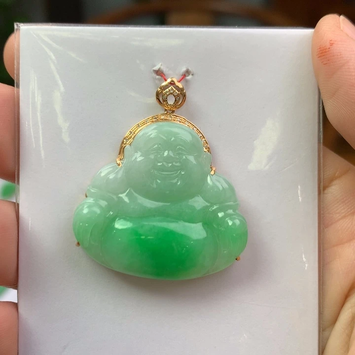 翡翠18K金镶嵌颈饰翡翠吊坠