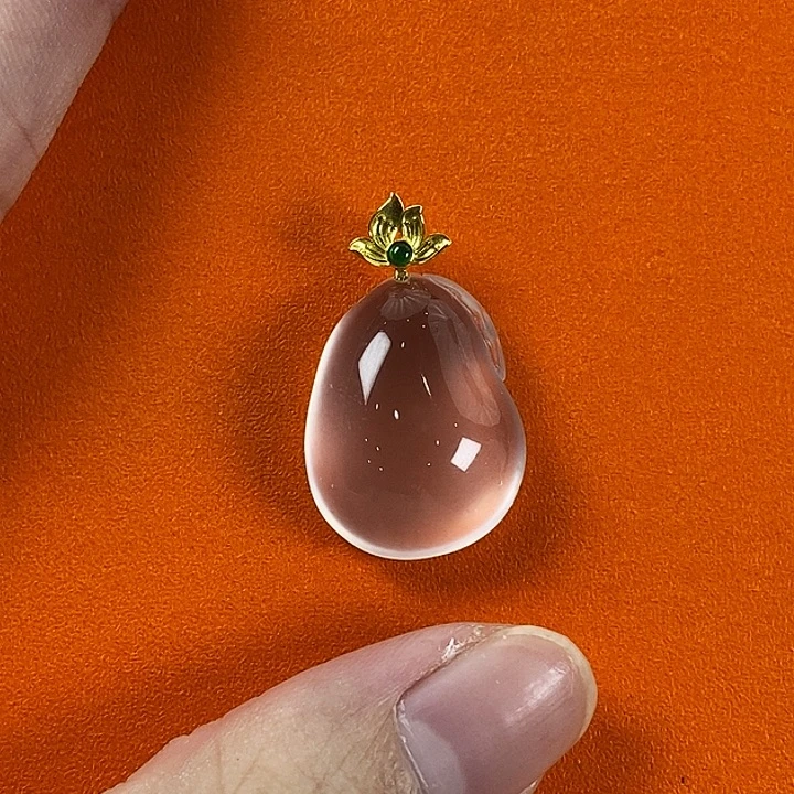 石英质玉18K金镶嵌颈饰