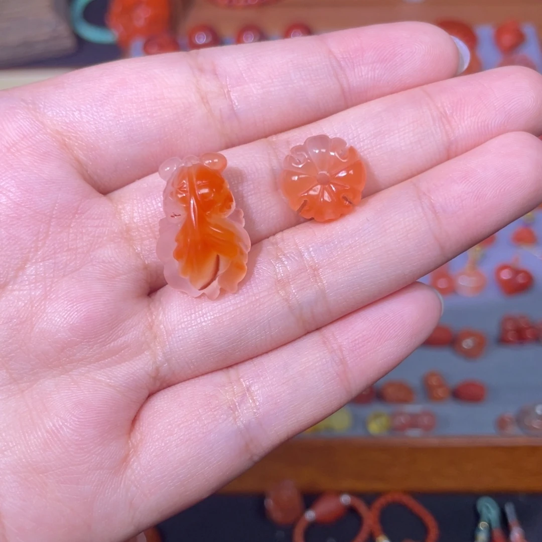 瑾***南红玛瑙金鱼克罗心定制手机挂未镶嵌