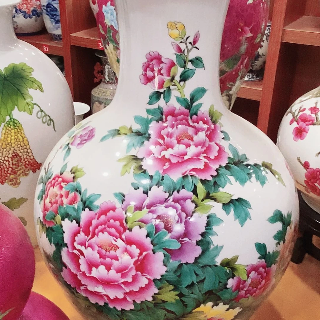 摆件老*景德镇陶瓷青赏瓶