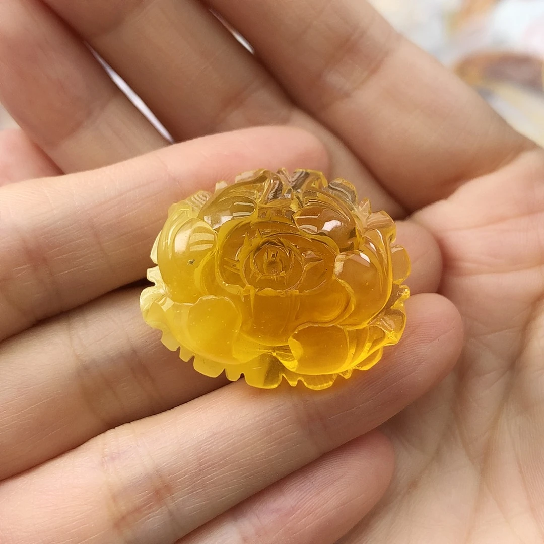 琥珀未镶嵌珠宝奇石
