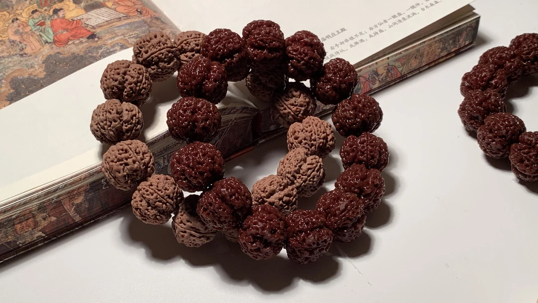 【双11特惠福利大梅花】开裂断齿均为正常尼泊尔大金刚菩提籽手串