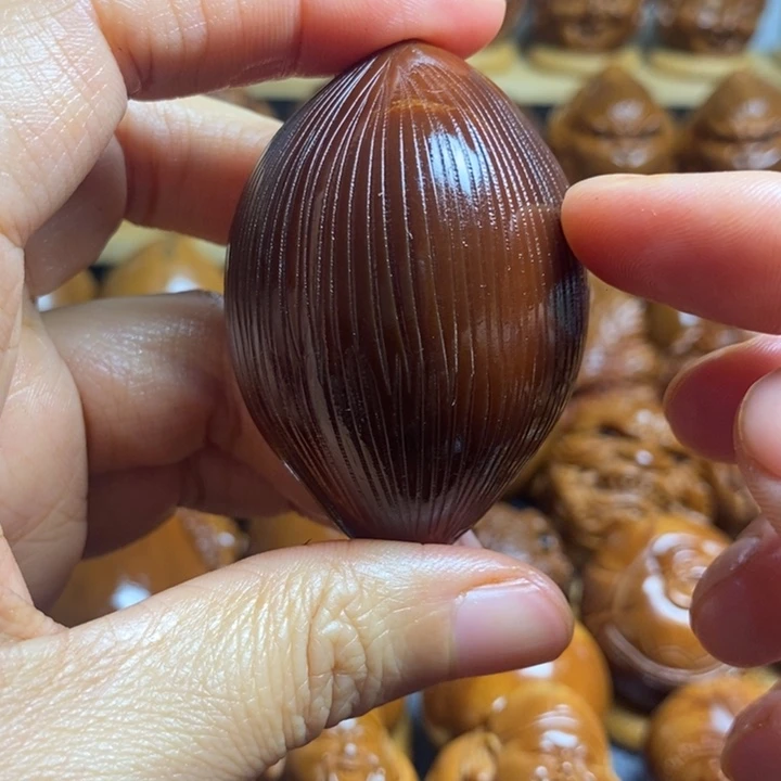 【闪购商品】香榧木橄榄核雕刻玉化39单面