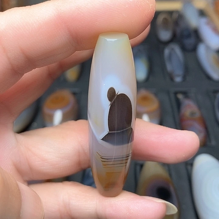 玛瑙/玉髓颈饰合金随**玉