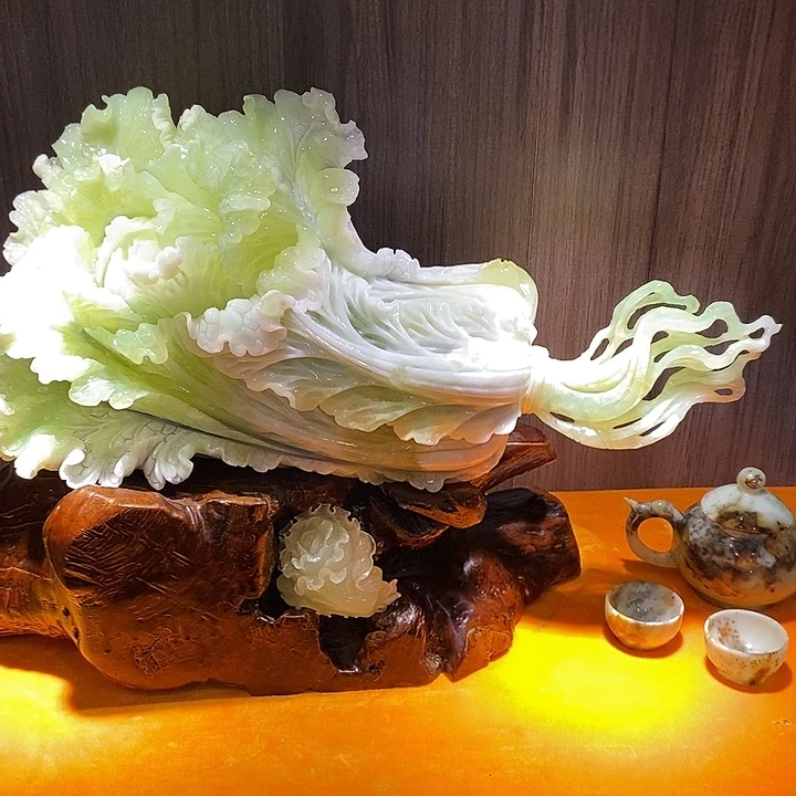 蛇纹石玉（覆膜）合金珠宝奇石