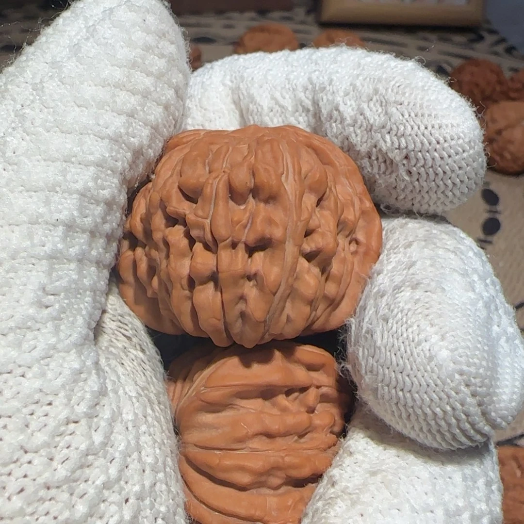 呛***塔文玩核桃吊坠核桃