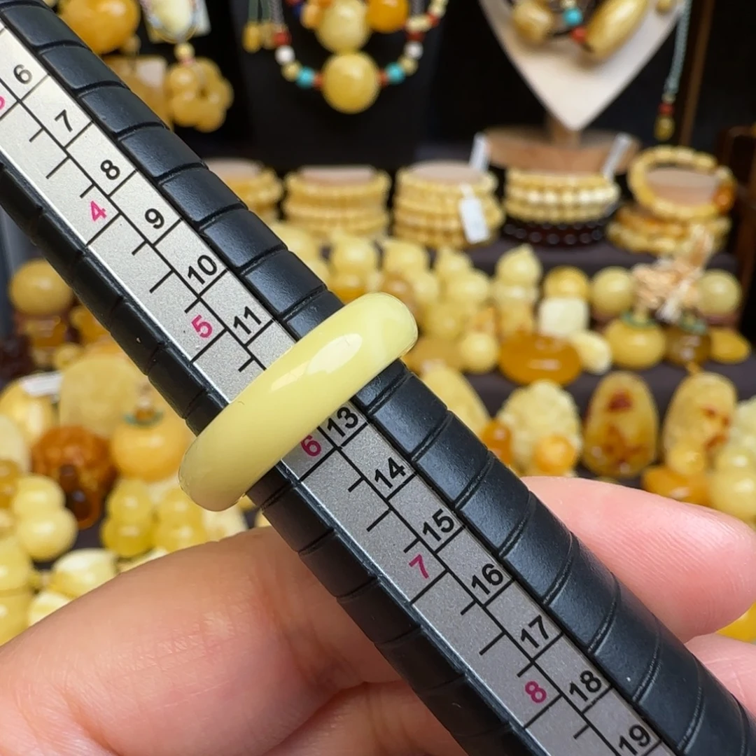 琥珀未镶嵌戒圈不退换蜜蜡戒圈