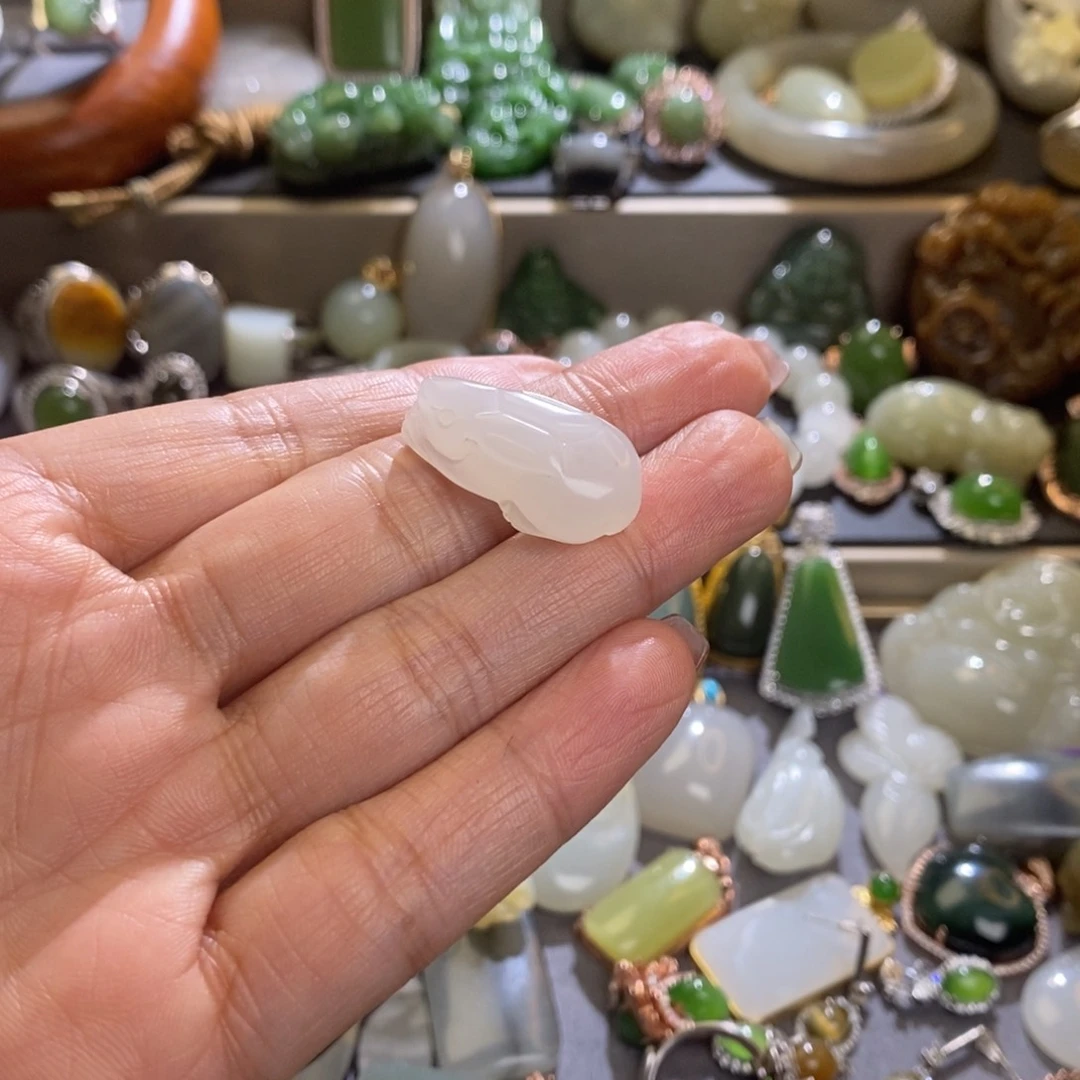 和田玉挂件未镶嵌