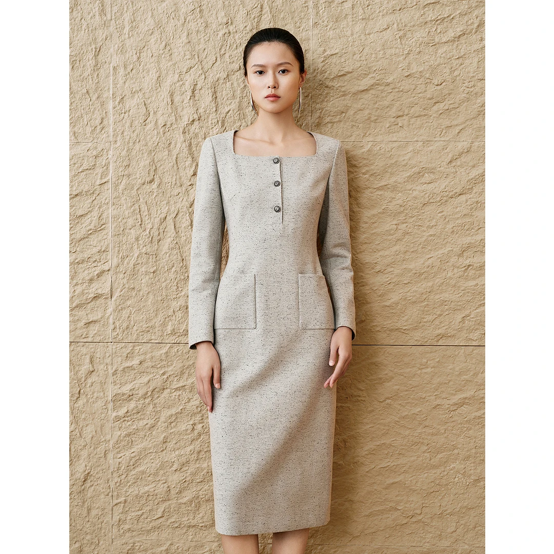 INSUN恩裳气质轻奢复古法式长款方领丝毛小香风连衣裙9C35105020