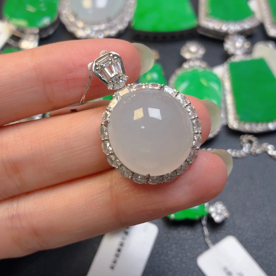 翡翠银S925镶嵌颈饰