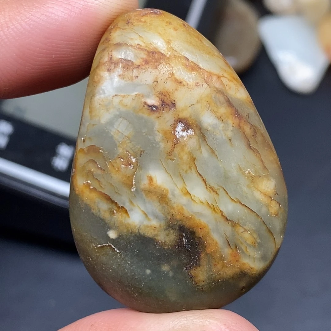 和田玉（糖玉）未镶嵌挂件